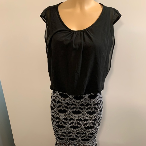 la scala Dresses & Skirts - Women junior silver black high- low Bodycon mermaid maxi dress size (M)